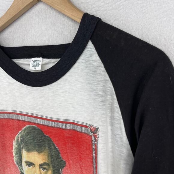 NEIL DIAMOND Shirt XL Concert Tour '84 Single Stitch Spectrum PA Civic Center CT - Picture 4 of 13